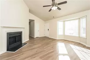 108 Hammond Dr, Greensboro, NC 27406 - Photo 3