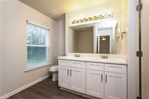 3717 Whitworth Dr, Greensboro, NC 27405 - Photo 9