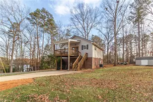 103 Robin Hood Rd, Lexington, NC 27292 - Photo 1