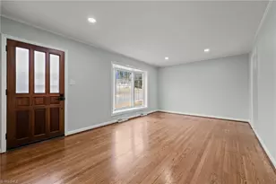 3202 James Pl, Greensboro, NC 27405 - Photo 9