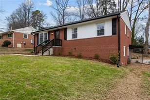 3202 James Pl, Greensboro, NC 27405 - Photo 3