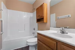 611 E Willowbrook Dr, Burlington, NC 27215 - Photo 13