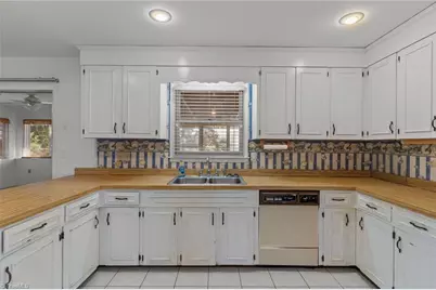 566 Palmer Drive, Southport, NC 28461 - Photo 9