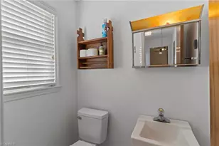 566 Palmer Dr, Southport, NC 28461 - Photo 13