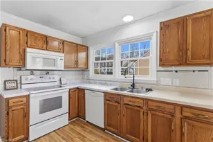 4812 Lonita St, Greensboro, NC 27407 - Photo 9