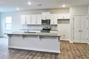 1384 Lansdowne Dr, Mebane, NC 27302 - Photo 9