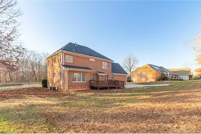 2339 Hickory Forest Drive, Asheboro, NC 27203 - Photo 37