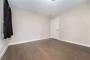 160 N Peace Haven Rd, Winston-Salem, NC 27104 - Photo 23