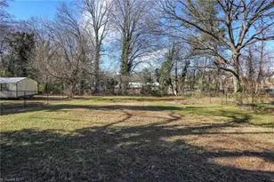 710 S Main St, Reidsville, NC 27320 - Photo 13