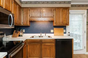 2202 Huntington Rd, Burlington, NC 27215 - Photo 13