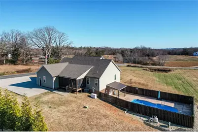 126 Stone Road, Reidsville, NC 27320 - Photo 7