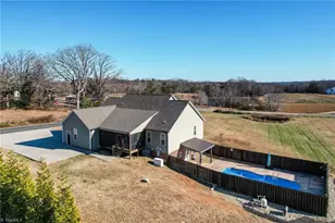 126 Stone Rd, Reidsville, NC 27320 - Photo 7