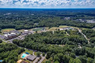 1015 Cypress Dr, Reidsville, NC 27320 - Photo 3