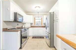 110 Linville Springs Rd, Kernersville, NC 27284 - Photo 15