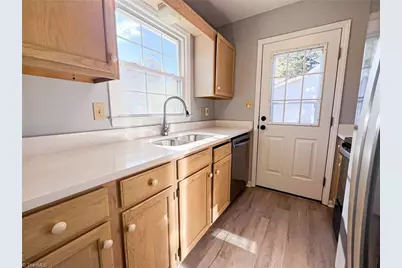 1008 Lawson Street, Eden, NC 27288 - Photo 9