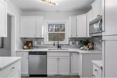 1606 Maple Ridge Court, Greensboro, NC 27455 - Photo 21