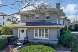 420 Fisher Park Cir, Greensboro, NC 27401 - Photo 3