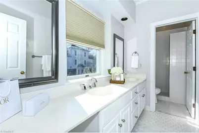 420 Fisher Park Circle, Greensboro, NC 27401 - Photo 37