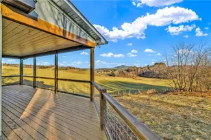 553 Graybeal Calloway Dr, West Jefferson, NC 28694 - Photo 7