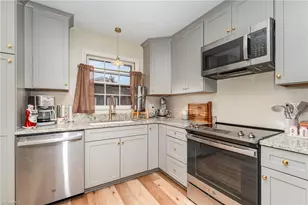 713 Lake Dr, Kernersville, NC 27284 - Photo 9