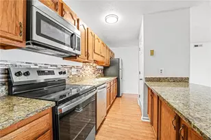 3701 Cotswold Terrace, Greensboro, NC 27410 - Photo 5