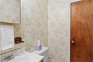 4030 Menfreya Ct, Winston-Salem, NC 27105 - Photo 15