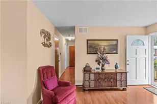 4030 Menfreya Ct, Winston-Salem, NC 27105 - Photo 5