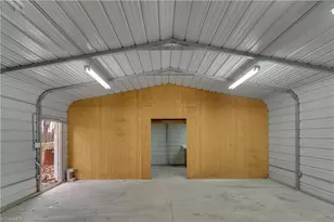 121 Pinewood Acres Dr, Greensboro, NC 27405 - Photo 23