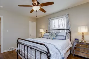 2713 Stratford Dr, Greensboro, NC 27408 - Photo 13