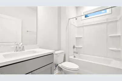 102 Mary Montrose Boulevard, Jamestown, NC 27282 - Photo 3