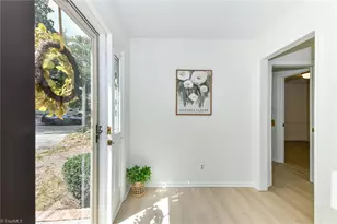 2430 Cottage Pl, Greensboro, NC 27455 - Photo 5