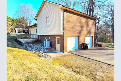 275 Raven Oak Drive, Wilkesboro, NC 28697 - Photo 15