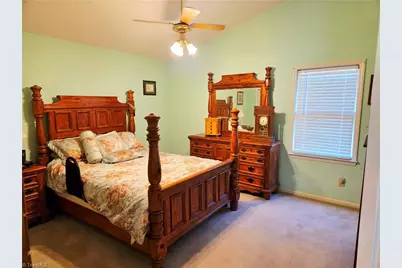 275 Raven Oak Drive, Wilkesboro, NC 28697 - Photo 7