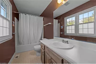 2106 Acorn Ridge Road, Greensboro, NC 27407 - Photo 15