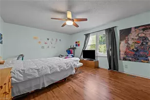 2106 Acorn Ridge Rd, Greensboro, NC 27407 - Photo 11