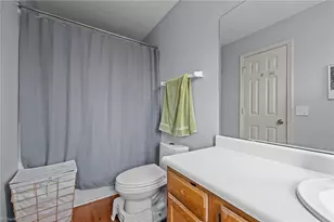 2106 Acorn Ridge Rd, Greensboro, NC 27407 - Photo 19