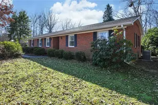 3008 Harnett Dr, Greensboro, NC 27407 - Photo 3