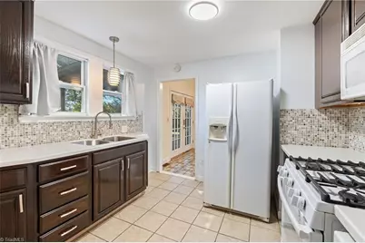 1058 Main Street, Walnut Cove, NC 27052 - Photo 11