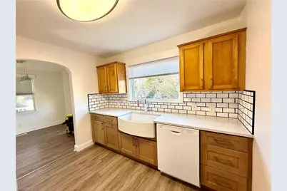 325 Courtland Terrace, Burlington, NC 27217 - Photo 5