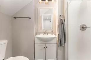 201 Hendrix Dr, Kernersville, NC 27284 - Photo 15