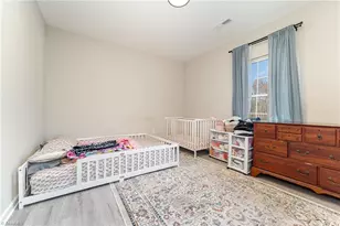 201 Hendrix Dr, Kernersville, NC 27284 - Photo 11