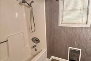 170 Lacy Hepler Rd, Thomasville, NC 27360 - Photo 9