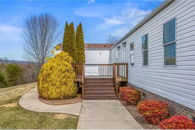 1255 Mountain View Road, King, NC 27021 - Photo 9