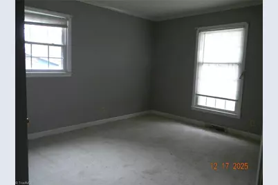 2261 New Castle Drive, Winston-Salem, NC 27103 - Photo 7