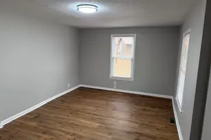 609 Morehead St, Eden, NC 27288 - Photo 3