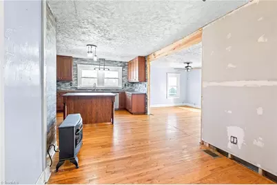 1579 Lake Road, Thomasville, NC 27360 - Photo 19