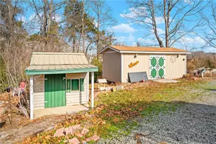 1579 Lake Rd, Thomasville, NC 27360 - Photo 41