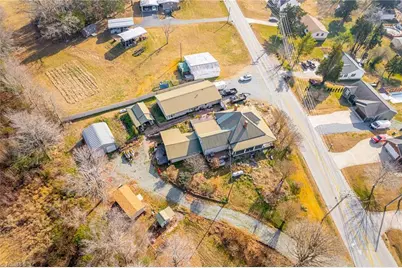 1579 Lake Road, Thomasville, NC 27360 - Photo 3