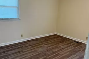 1109 Wilson Pl, High Point, NC 27260 - Photo 7