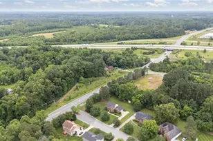 1729 Youngs Mill Rd, Greensboro, NC 27406 - Photo 9